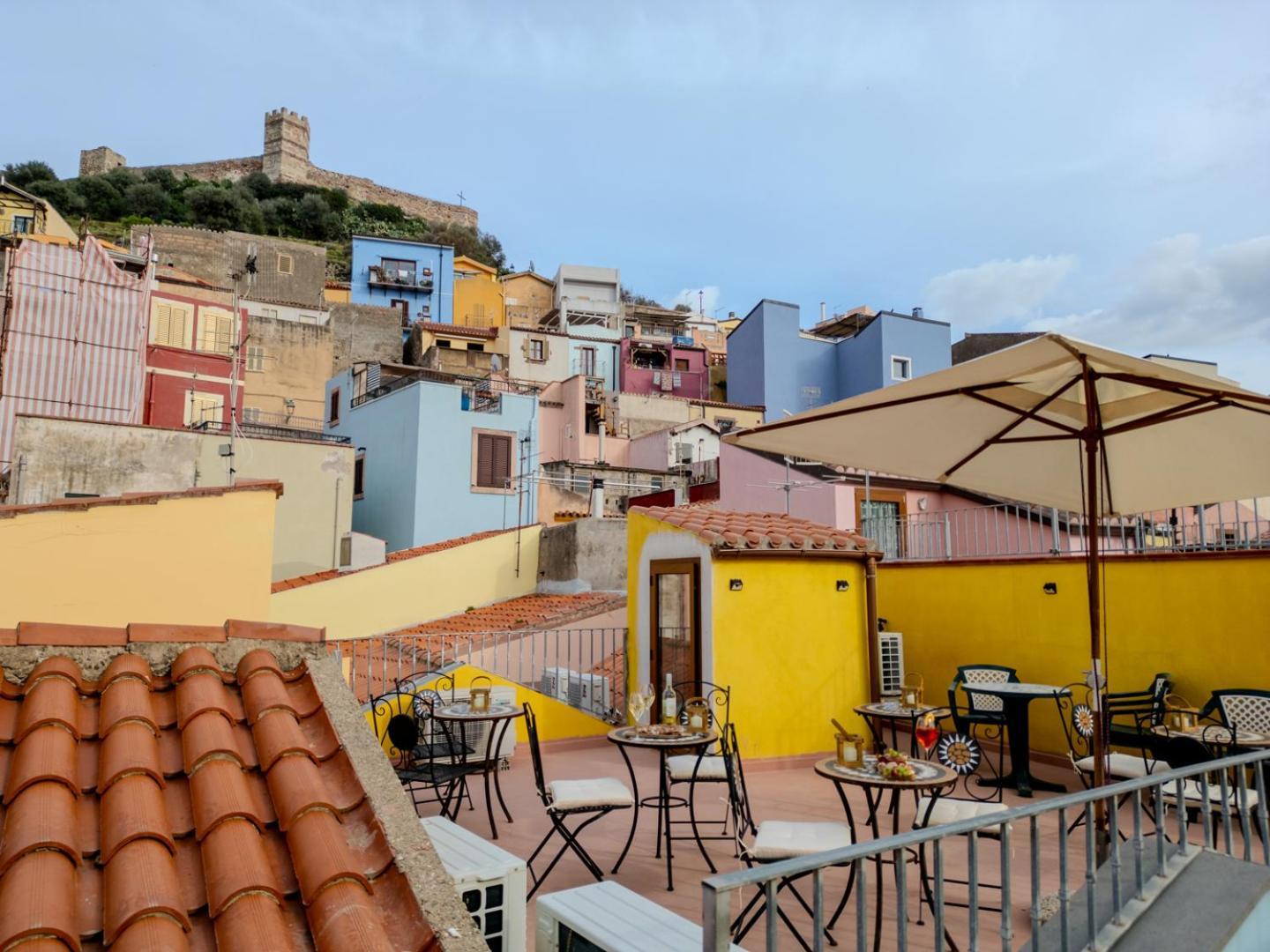 S'Apposentu - Un'Angolo Di Paradiso Con La Vista Sul Castello Боза Екстериор снимка
